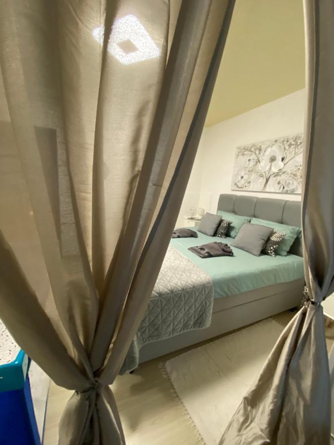 Lux Apartment Barbara Poreč Dış mekan fotoğraf